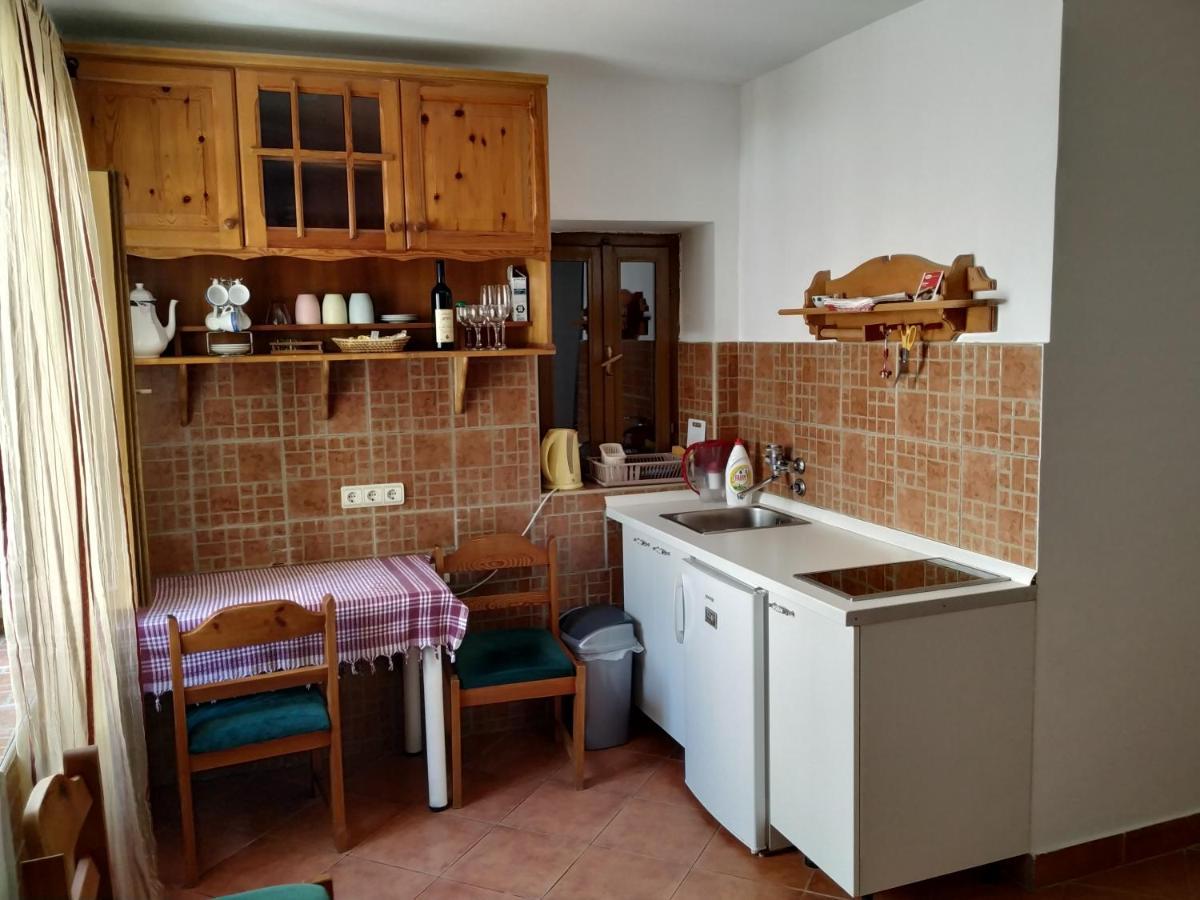 Apartment Katarina リサン エクステリア 写真